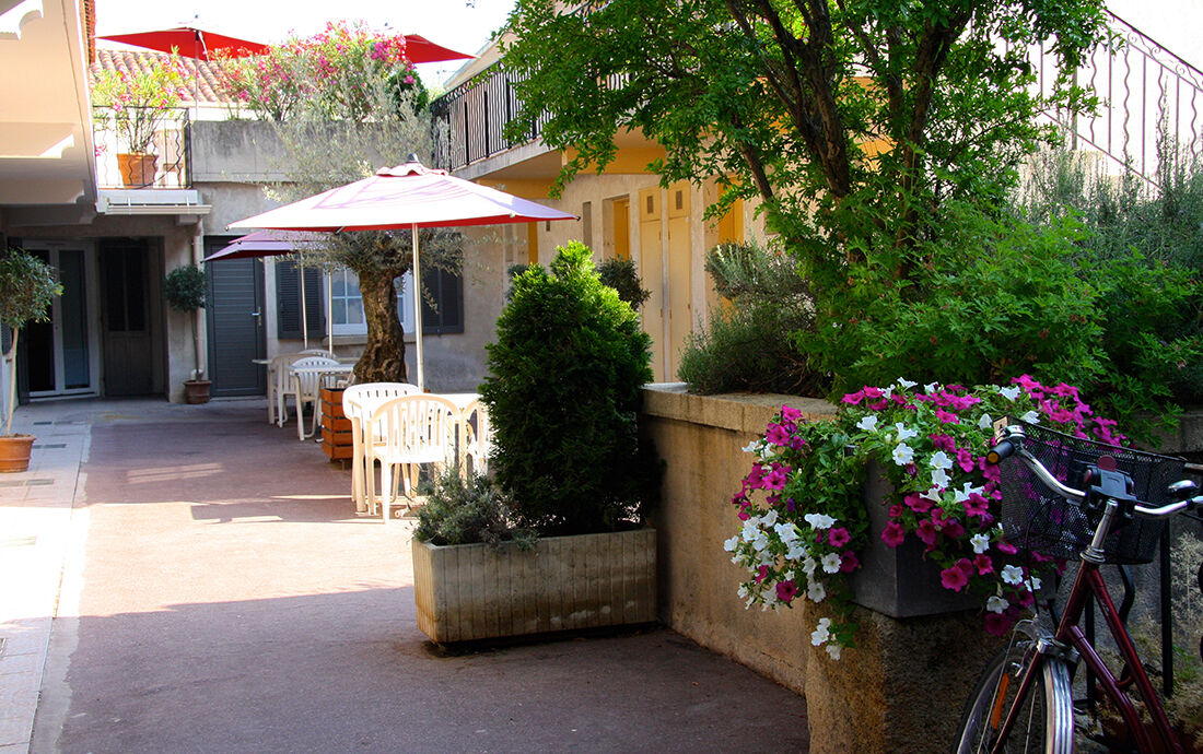 Hotel Le Concorde Aix-en-Provence Exterior foto